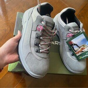 GARSPORT Women’s Grey Suede Sneakers size 8 Atletic Shoes Comfort Sports New